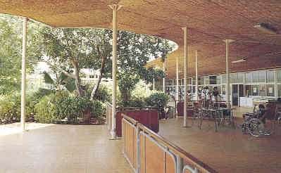 Monseigneur Verriet Instituut Curacao, ontworpen door Gerrit Rietveld